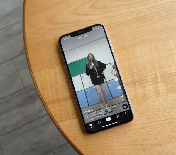 Application TikTok ouverte sur un smartphone