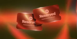 Billets de concert rouges siglés Spotify pour le programme Reserved by Spotify