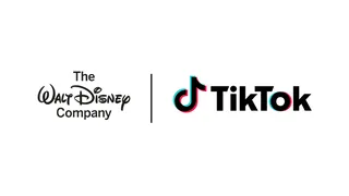 Logos The Walt Disney Company et TikTok côte à côte